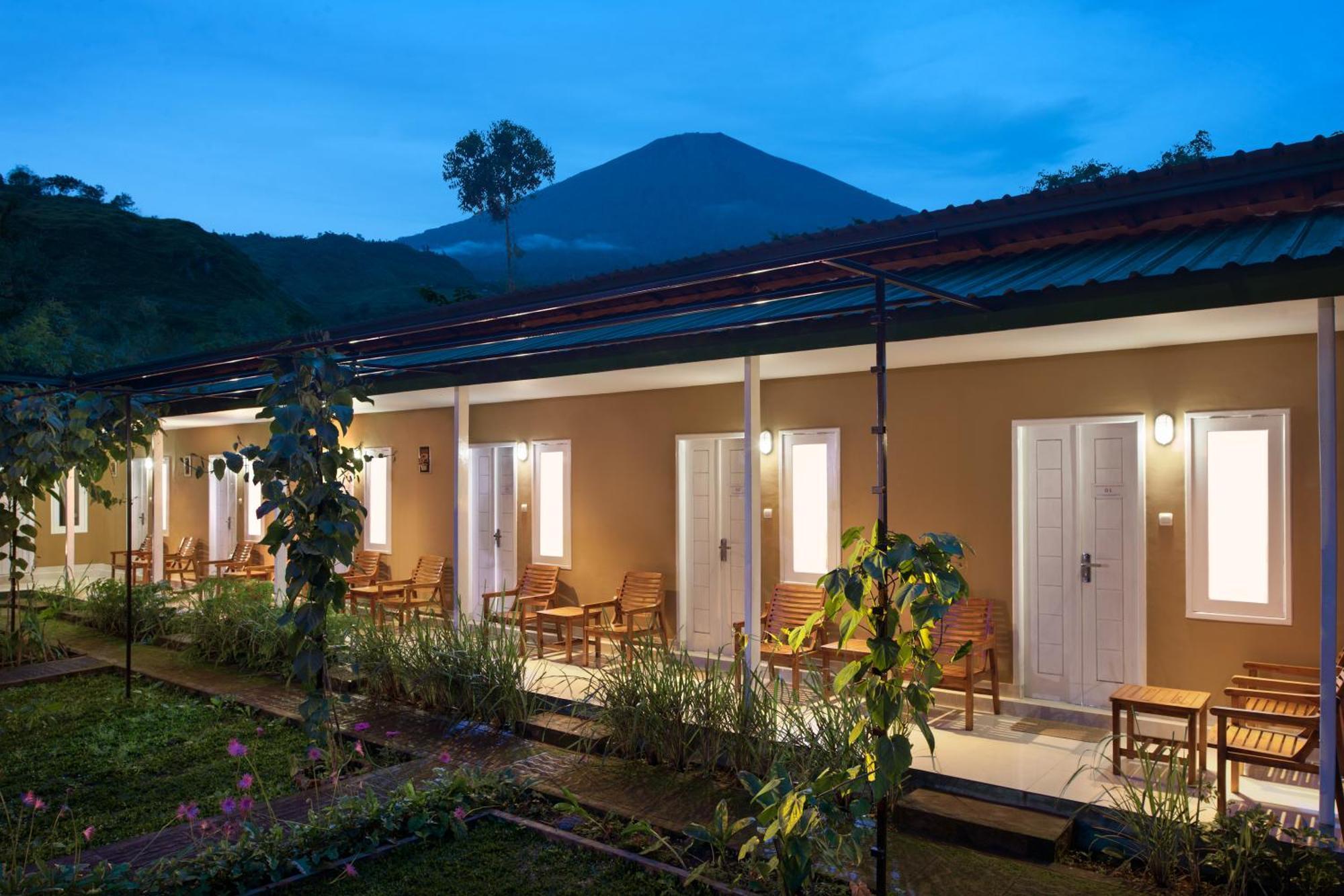 Rinjani Garden Syariah By Ecommerceloka Sembalunlawang Buitenkant foto